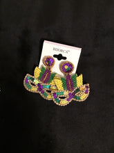 Load image into Gallery viewer, Mardi Gras Mask Post Earrings