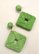 Load image into Gallery viewer, Raffia Square Drop Earrings