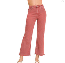 Load image into Gallery viewer, Acid Washed High Waisted Frayed Jeans